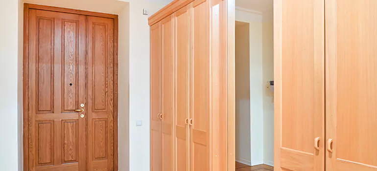 Glass Closet Door Repair in Vero Beach, FL